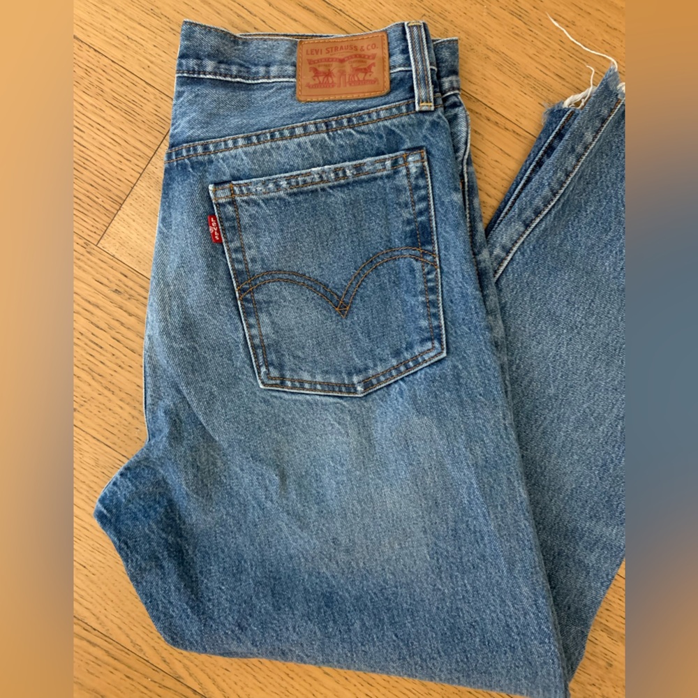 Women’s Levi’s - high rise, no stretch